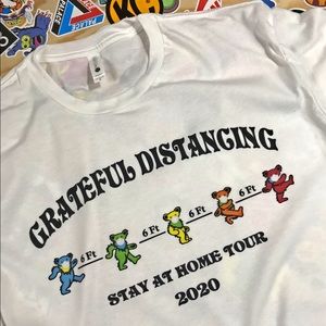 Grateful distancing tee (new no tags)